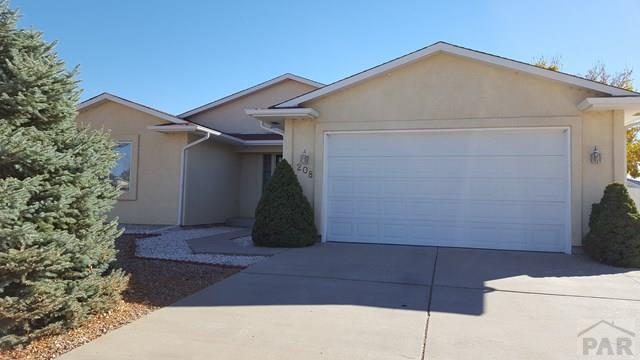 208 S Circle Dr Pueblo West CO 81007